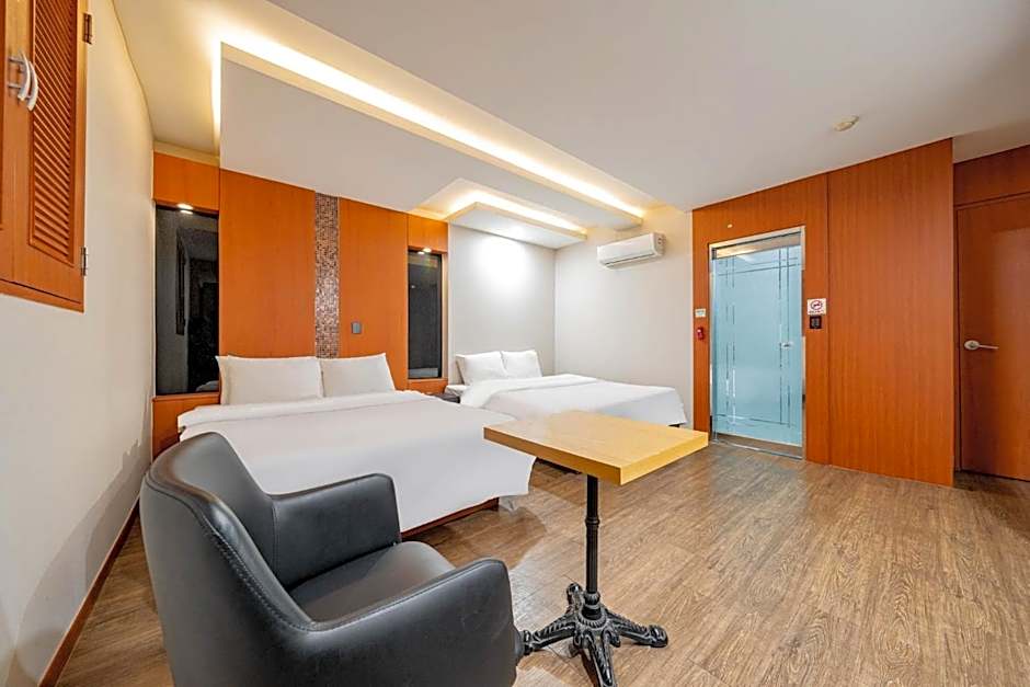 incheon Airport Hotel June