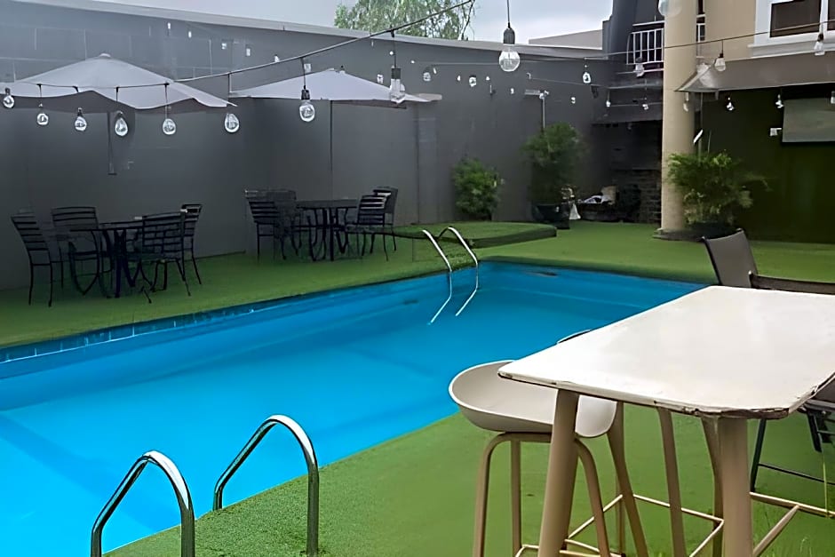 The Grosvenor Suites