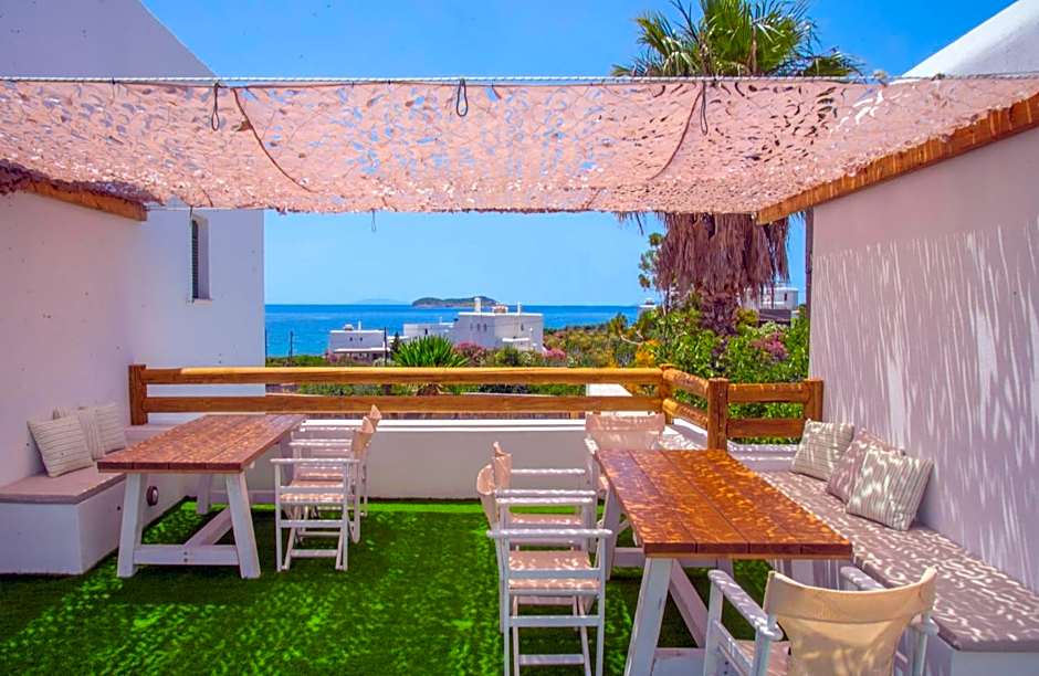 Ostria Hotel & Apartments