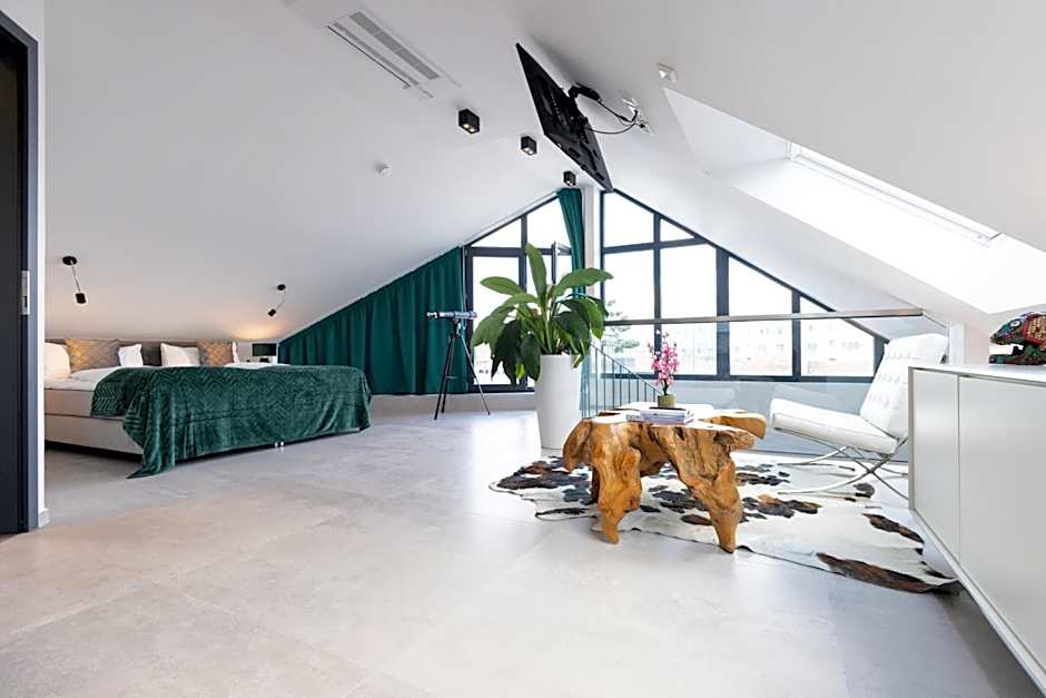 THE Penthouse at Eco Smart Apartments