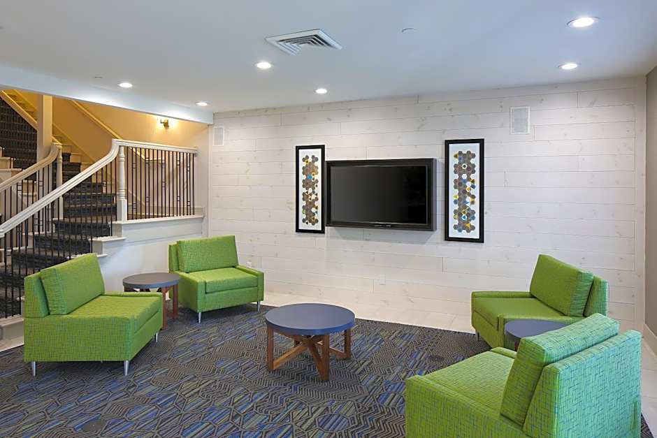 Holiday Inn Express Grand Rapids Southwest By IHG