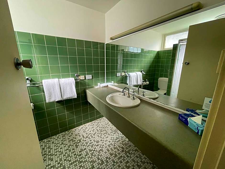 Haven Marina Glenelg