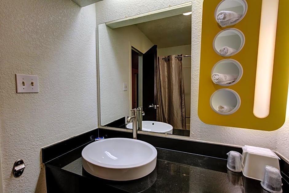 Motel 6 Houston Hobby