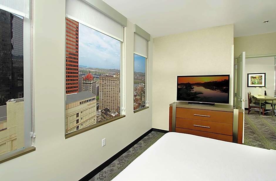 Embassy Suites By Hilton Pittsburgh-Downtown