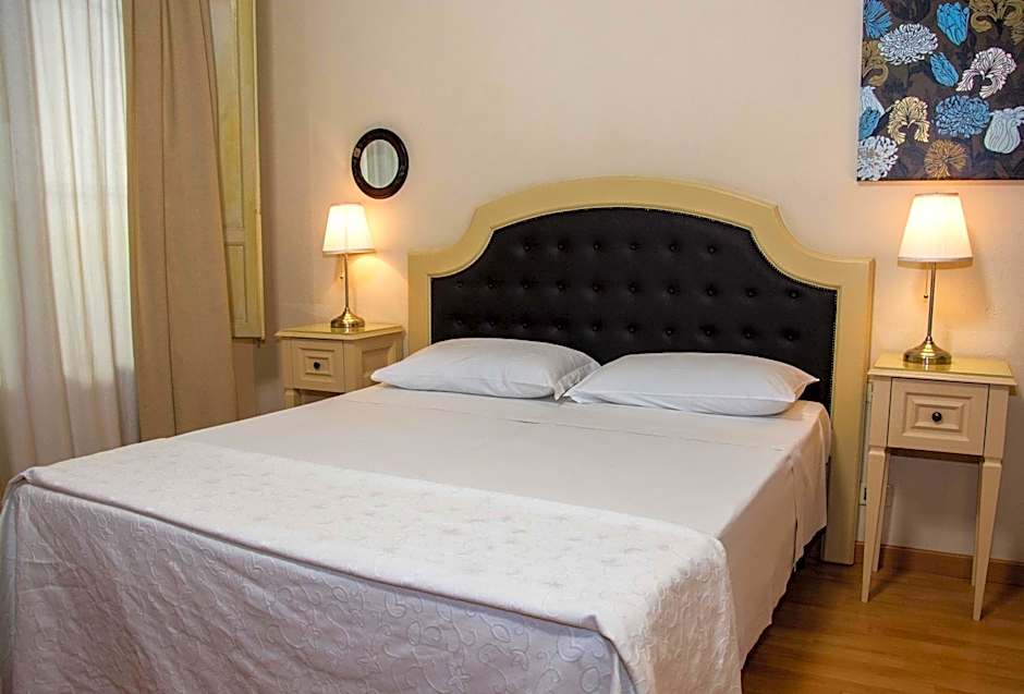 La Collegiata Guest House