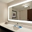 Holiday Inn Express Hotel & Suites Shawnee I-40 By IHG
