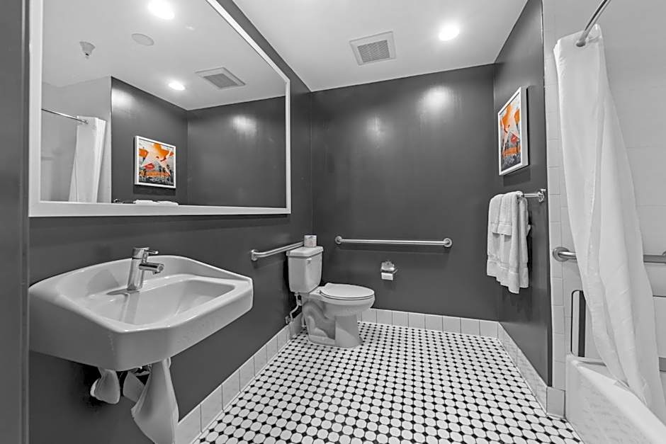 Hollywood Le Bon Hotel