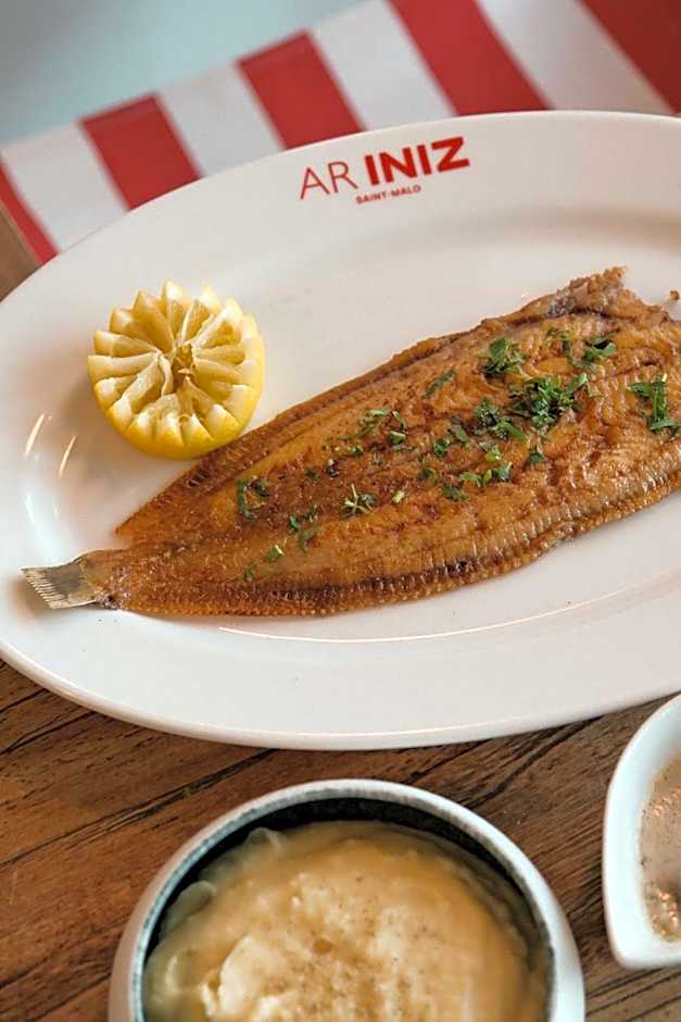 Hôtel Restaurant Ar Iniz
