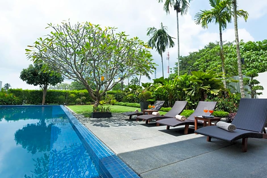 Baan Yamu Residences by RESAVA