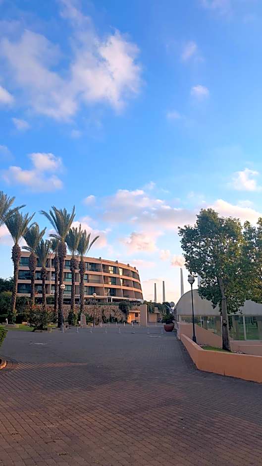 Suite Caesar - Neot Golf
