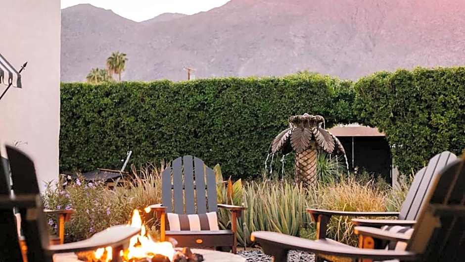 Hotel El Cid by AvantStay 16 OCC Full Hotel Buyout in Palm Springs w Pool