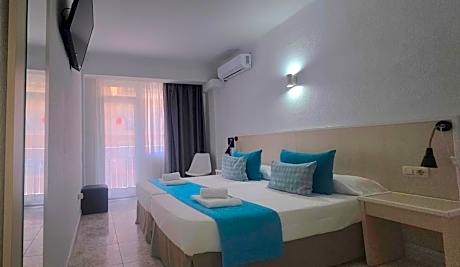 Twin Room with Balcony