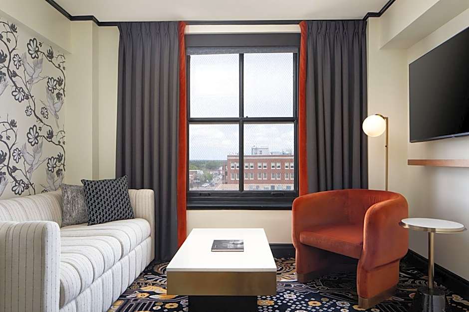 The LaSalle Hotel, Bryan College Station, a Tribute Portfolio Hotel