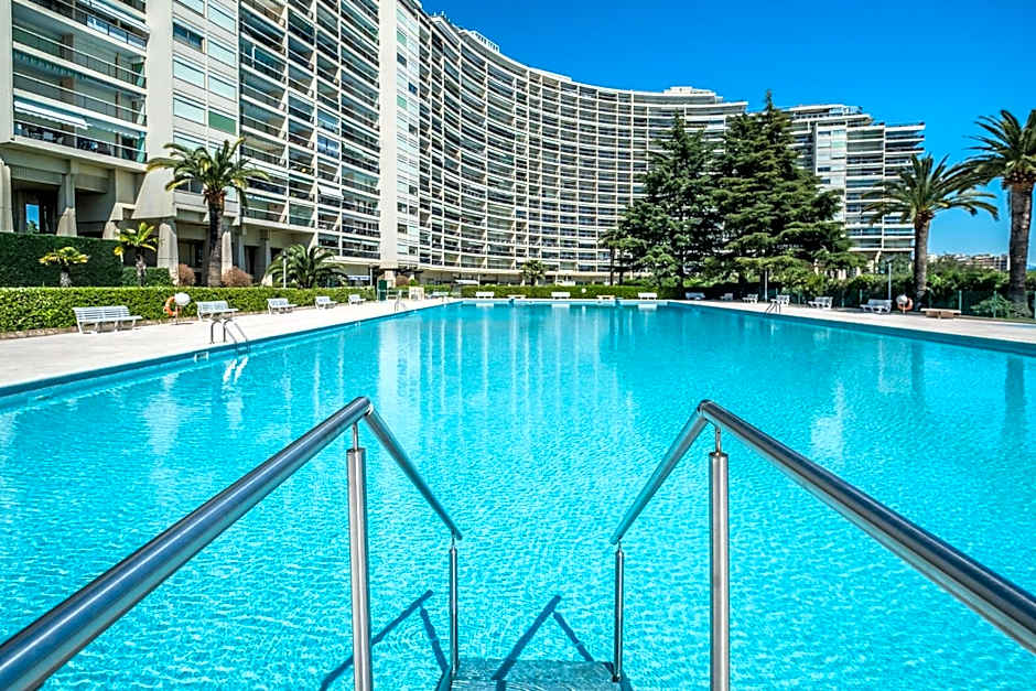 Cannes Marina Appart Hotel Mandelieu