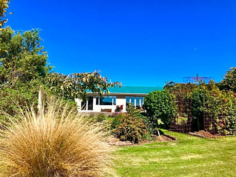 Southland Organic Farmstay