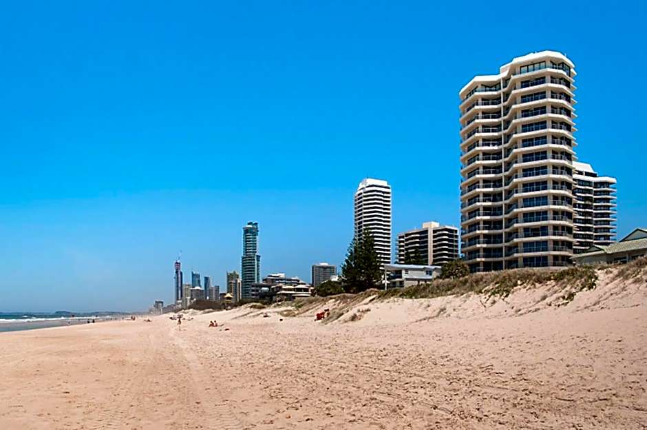 Beachside Tower Apartment