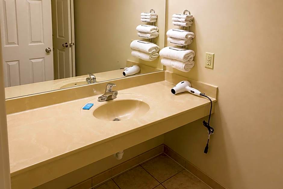 Plantation Oaks Suites & Inn Millington