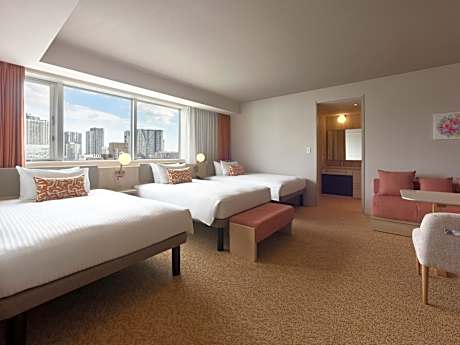 Accessible Triple Room with Extra