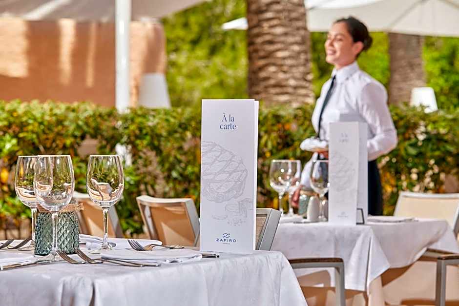 Zafiro Cala Mesquida