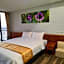 Apause Hotel