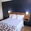 Red Roof Inn Byron