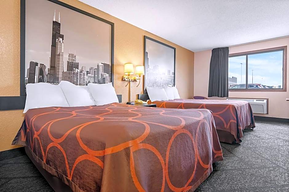 Super 8 by Wyndham Bourbonnais/Kankakee Area