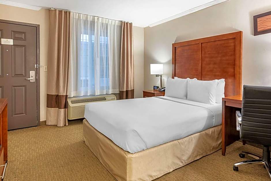 Comfort Inn Santa Monica - West Los Angeles