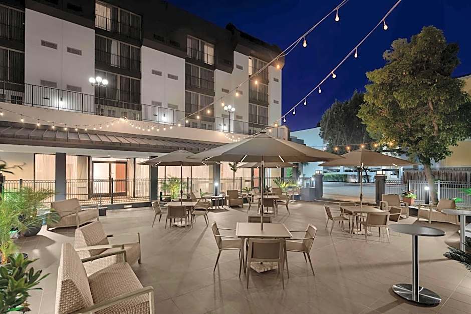 Courtyard by Marriott San Jose Airport