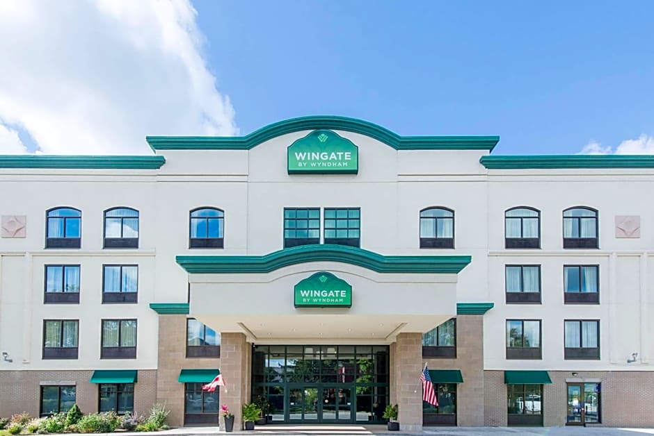 Photo 1 of 50 of Wingate By Wyndham Niagara Falls