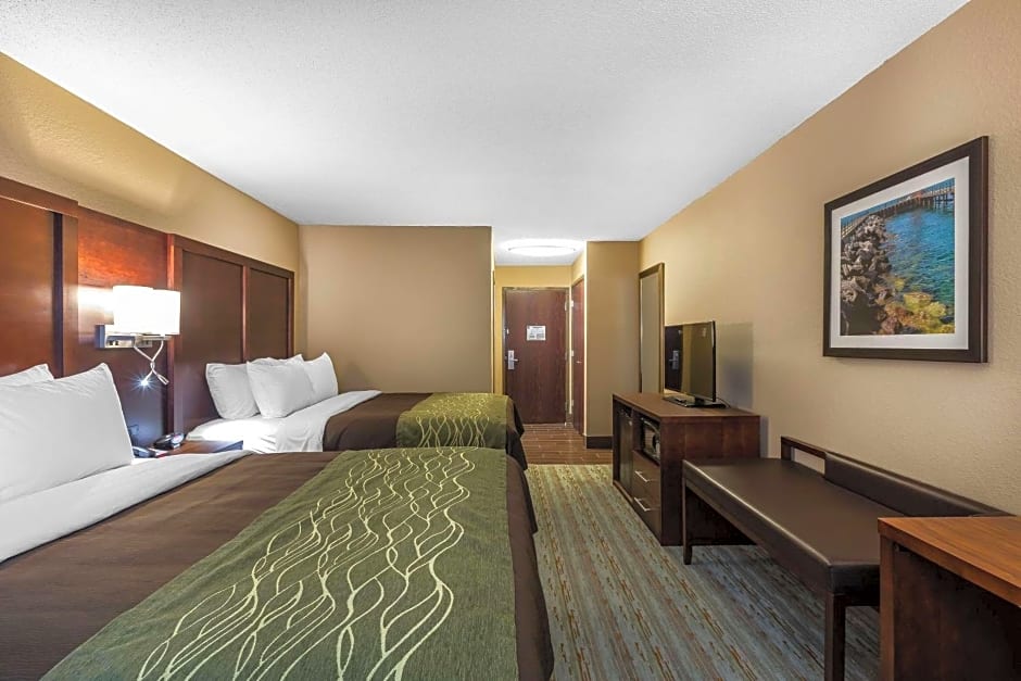 Comfort Inn Bay City - Riverfront