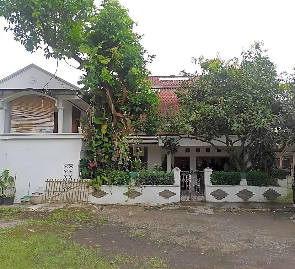 OYO Life 91339 Pondok Kost Aulia Syariah