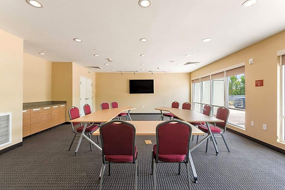 TownePlace Suites by Marriott Greensboro Coliseum Area