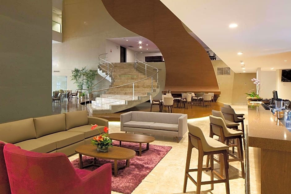 Radisson Hotel Santa Cruz