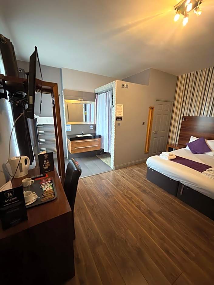 Bennetts Hotel