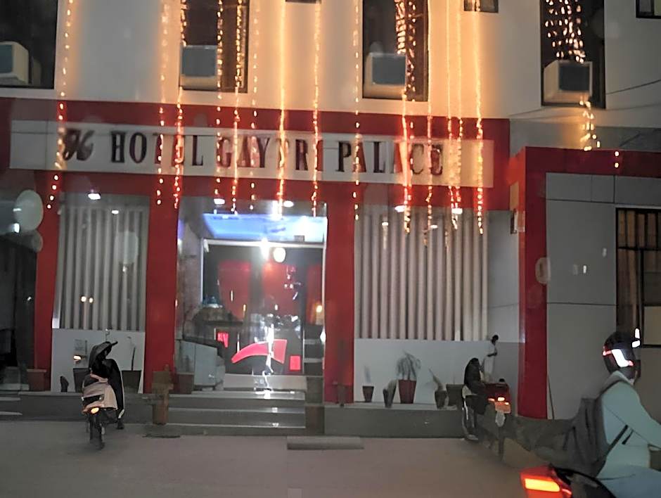 Hotel Gayatri Palace