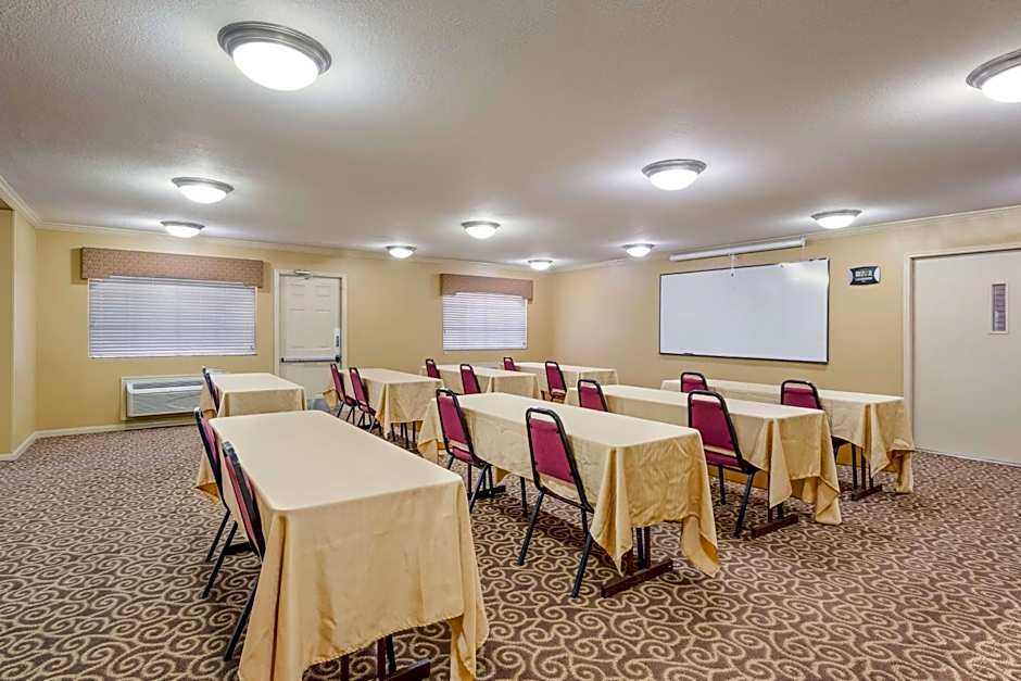 SureStay Hotel by Best Western Deer Park