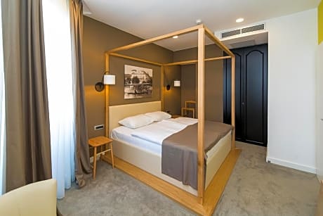 Premium One-Bedroom Suite with Balcony