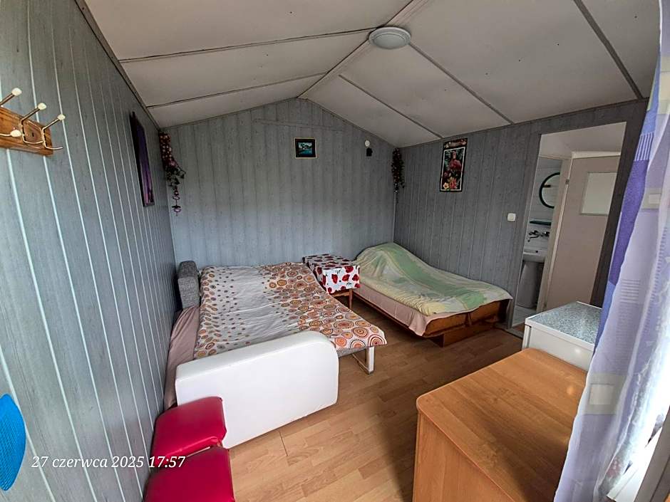 DOM BURSZTYNEK -domek drewniany