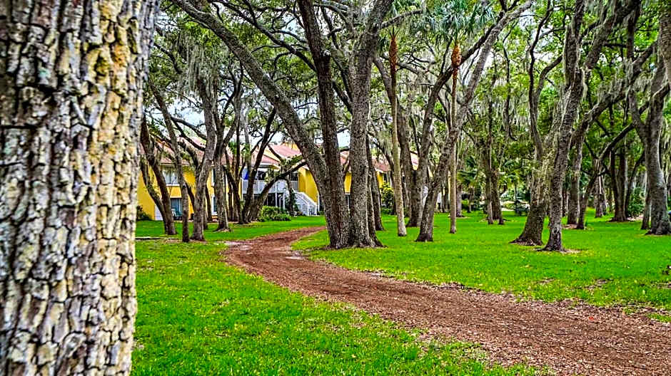Relaxing Spacious Coastal 3bd Gulfport Paradise