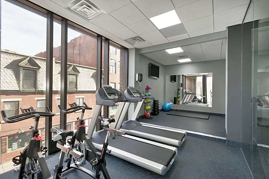 Travelodge by Wyndham Montreal Centre