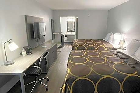 2 Queen Beds Non-Smoking