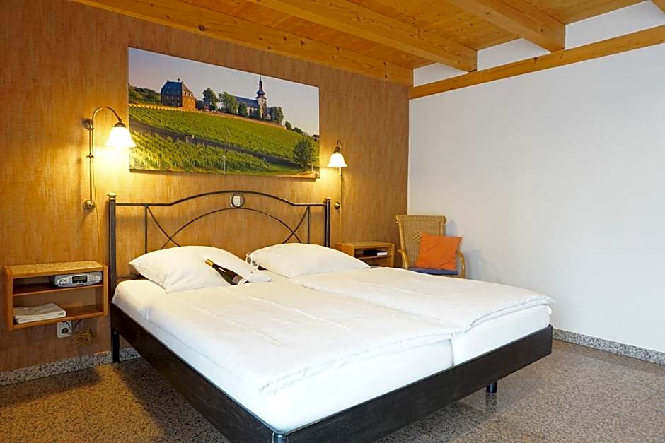 Weingut & Gästehaus Julianenhof