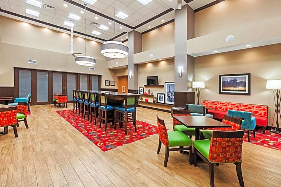 Hampton Inn & Suites Claremore