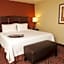Hampton Inn & Suites by Hilton Fargo Medical Center