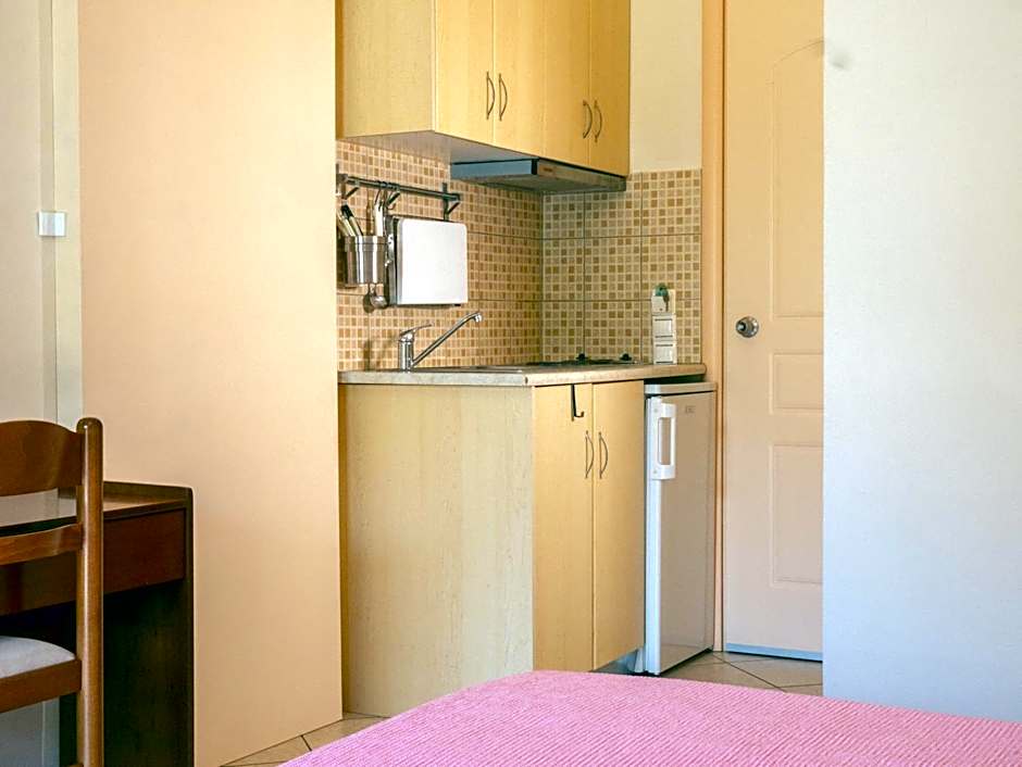 Hotel Loukas Vrachos