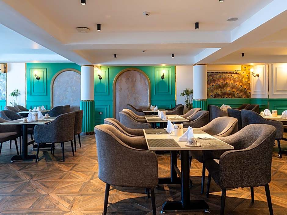 Panorama Ramsis Hotel & Cafe