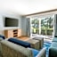 Hilton Vacation Club Charter Club Naples Bay