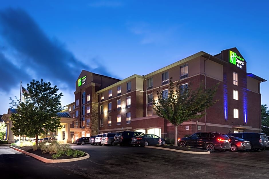 Holiday Inn Express Hotel and Suites Cincinnati - Mason By IHG