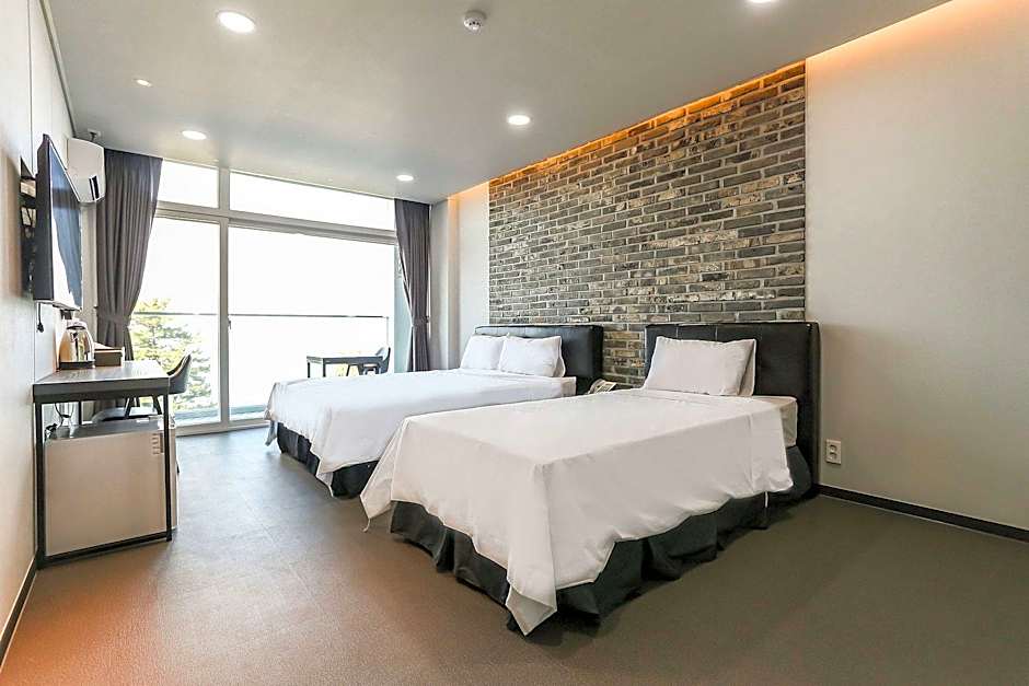 Hotel Cube