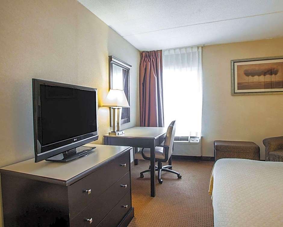 Quality Inn Aurora - Naperville Area